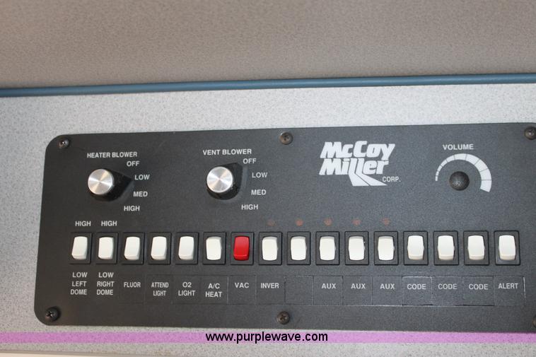 image for item D5208 1997 Ford E350 ambulance