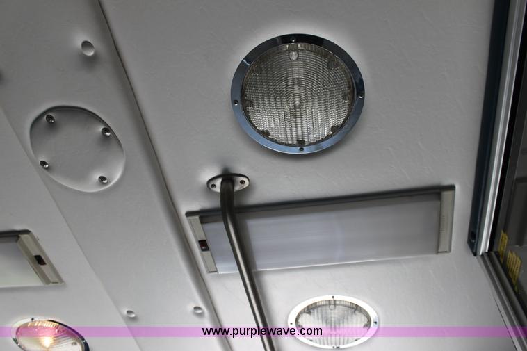 image for item D5208 1997 Ford E350 ambulance