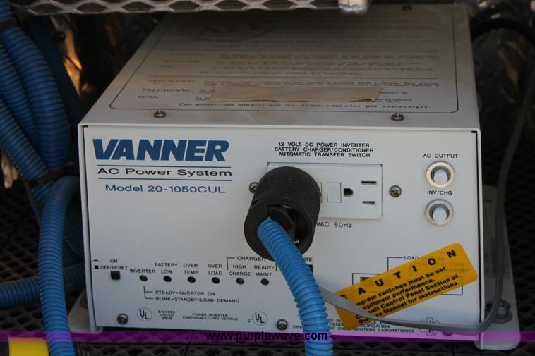 image for item D5208 1997 Ford E350 ambulance