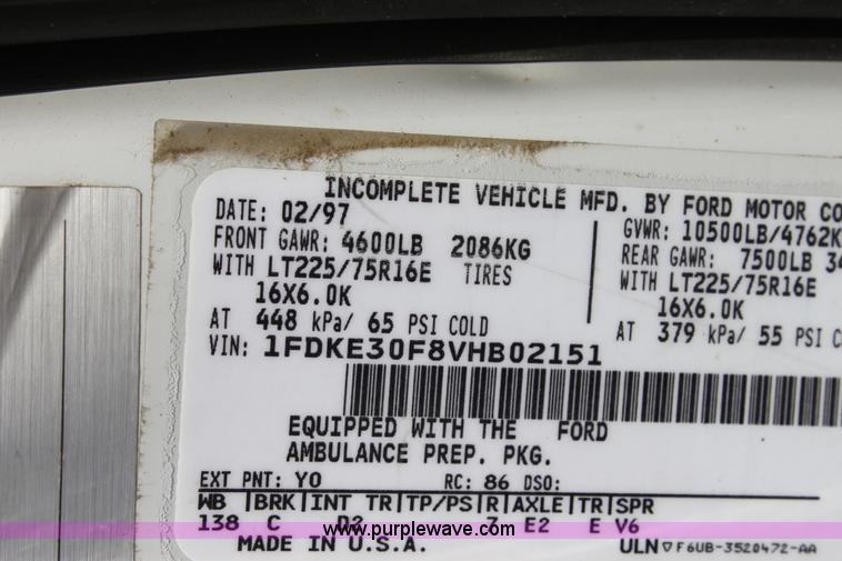 image for item D5208 1997 Ford E350 ambulance