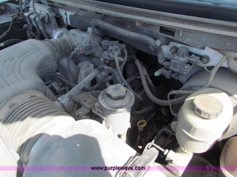 image for item D7552 2004 Ford F150 pickup truck