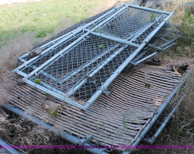 image for item L9802 Assorted chain link fence