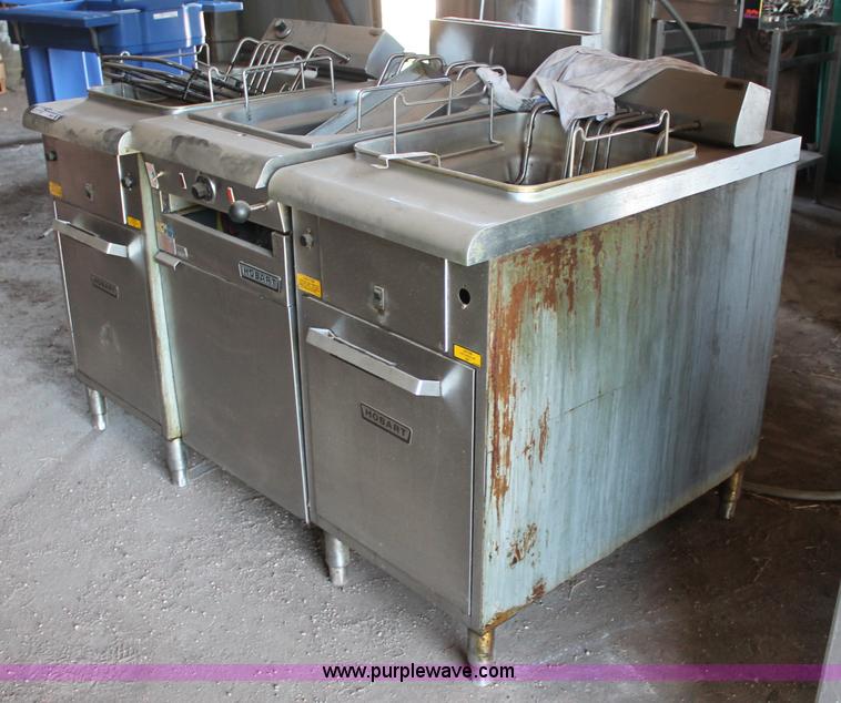 image for item L9809 (3) Hobart fryers