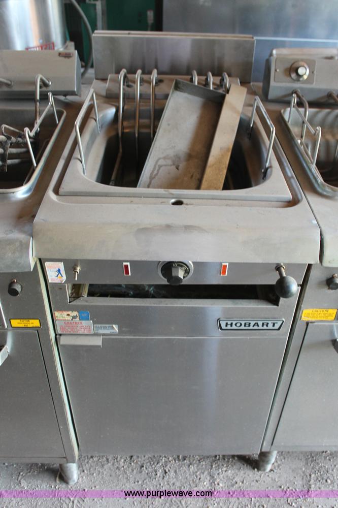 image for item L9809 (3) Hobart fryers