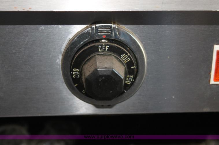 image for item L9809 (3) Hobart fryers