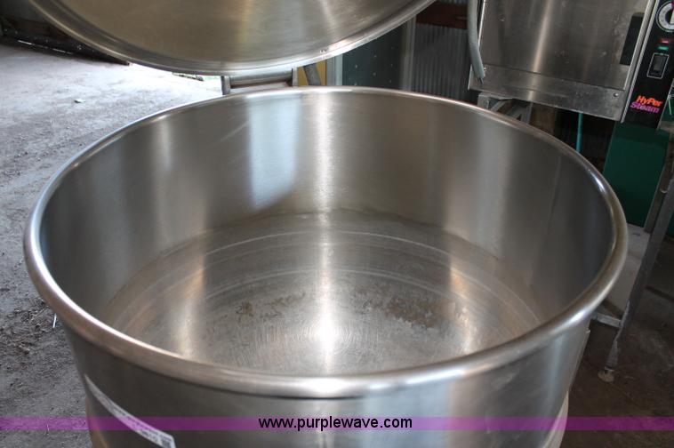 image for item L9810 Vulcan VEL-60 kettle