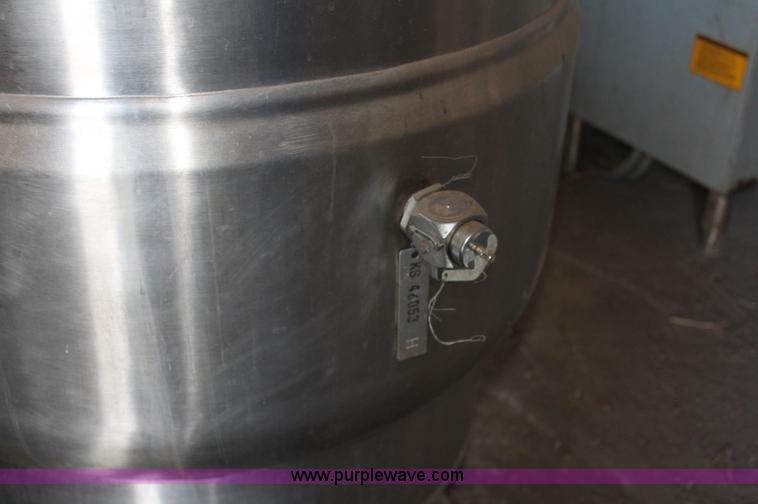 image for item L9810 Vulcan VEL-60 kettle