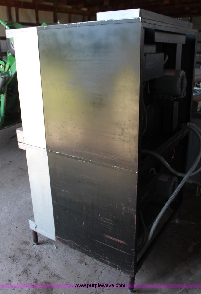 image for item L9813 Blodgett Mark V-111 oven