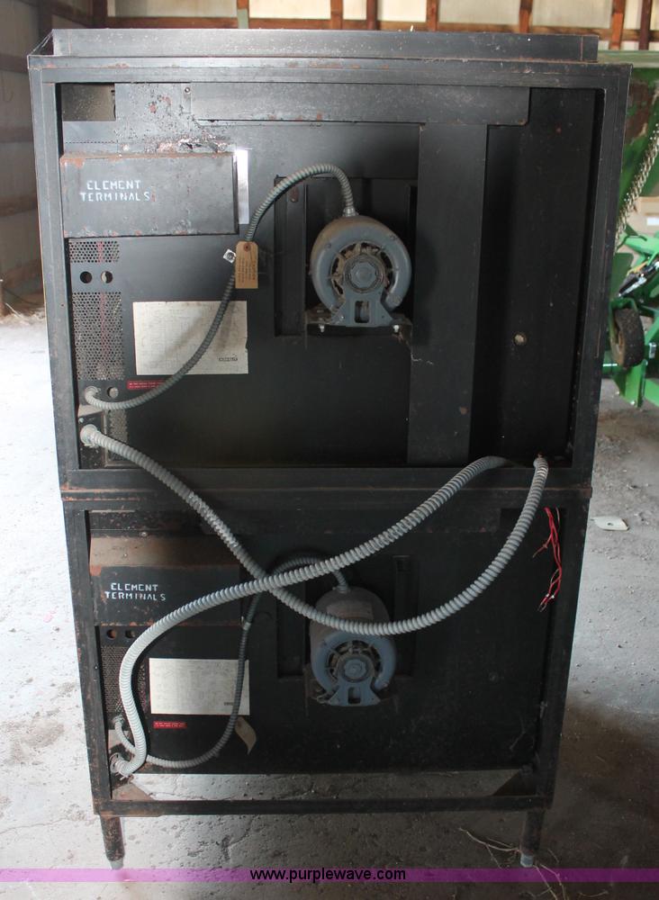 image for item L9813 Blodgett Mark V-111 oven