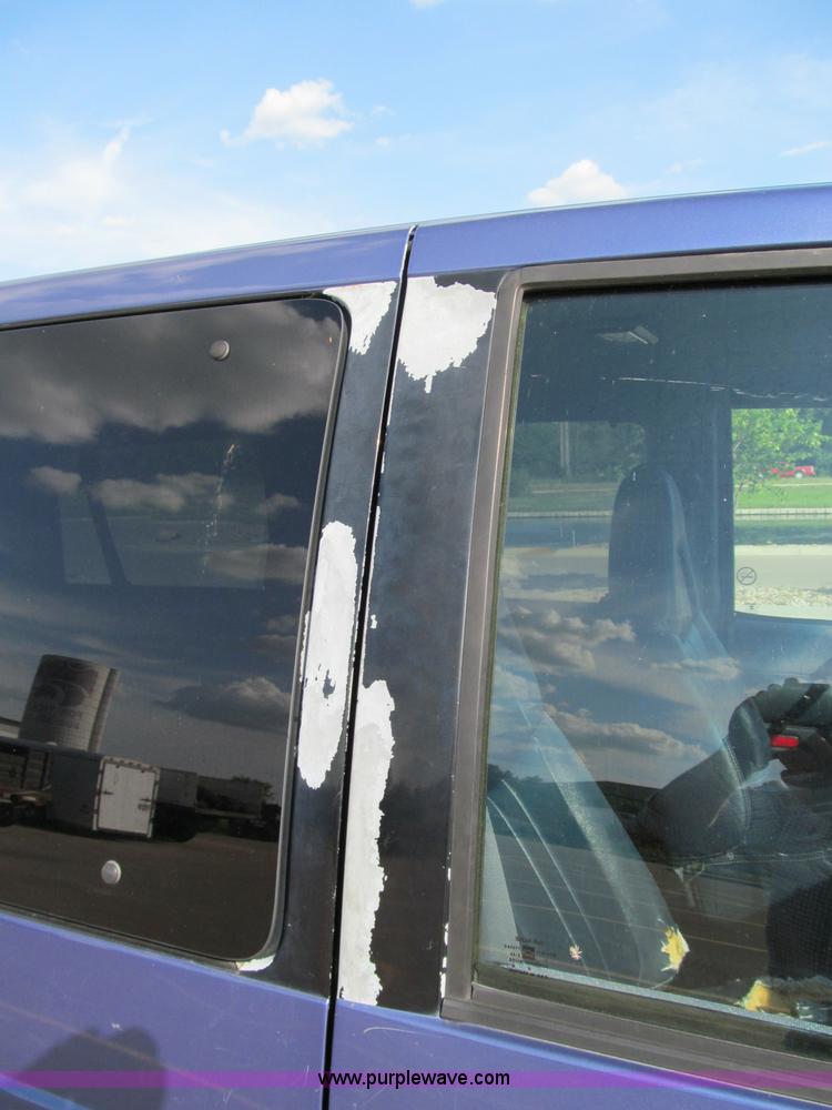 image for item M9250 1996 Chevrolet Astro van