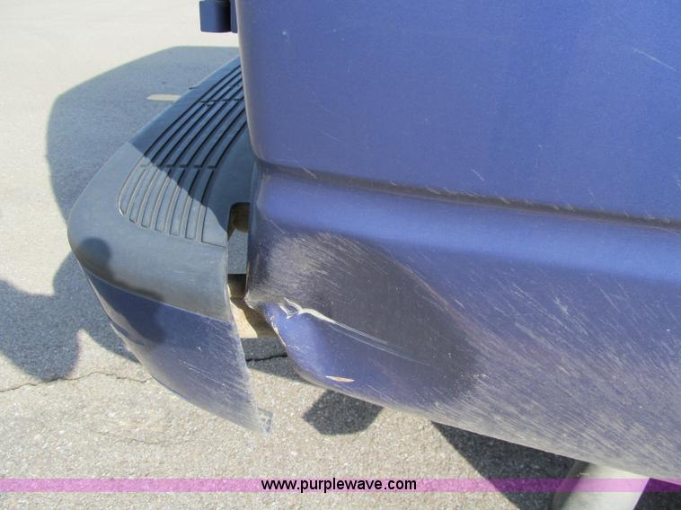 image for item M9250 1996 Chevrolet Astro van