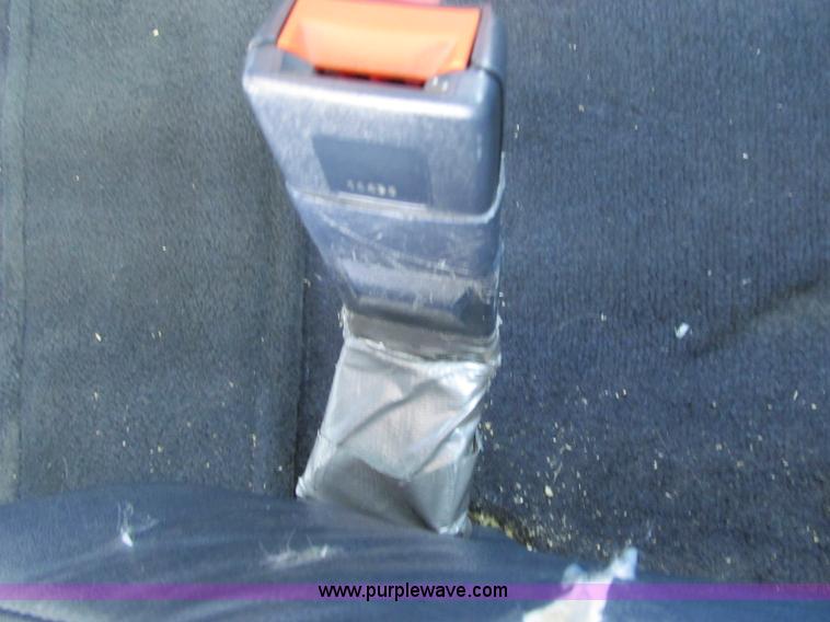 image for item M9250 1996 Chevrolet Astro van