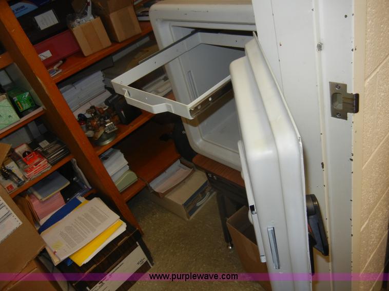 image for item N9780 Sentry safe