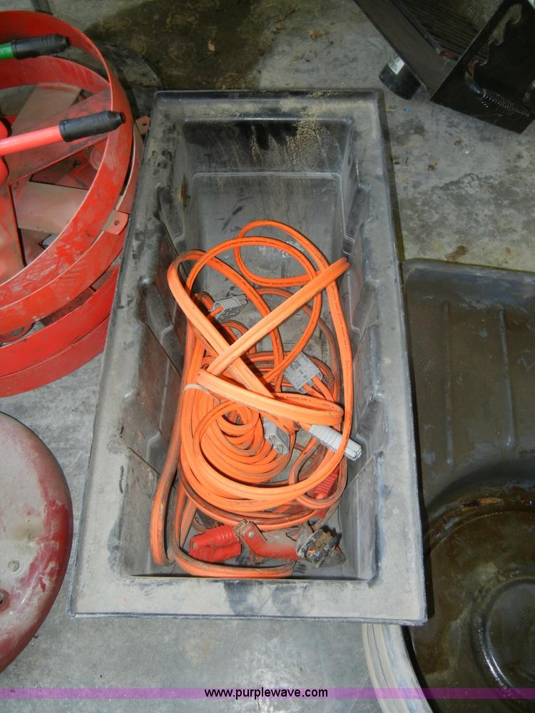 image for item N9858 Assorted automotive supplies