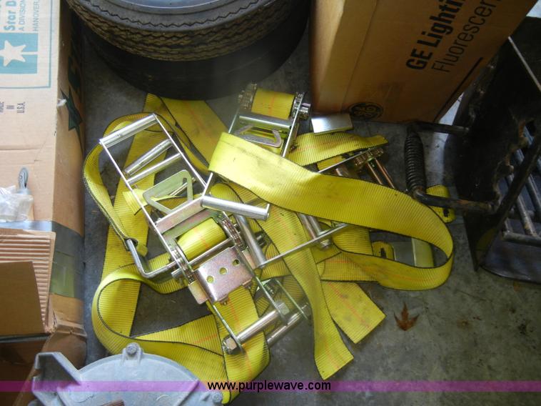 image for item N9860 Assorted equipment