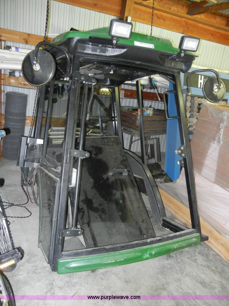 image for item N9864 John Deere WAM turbo enclosure