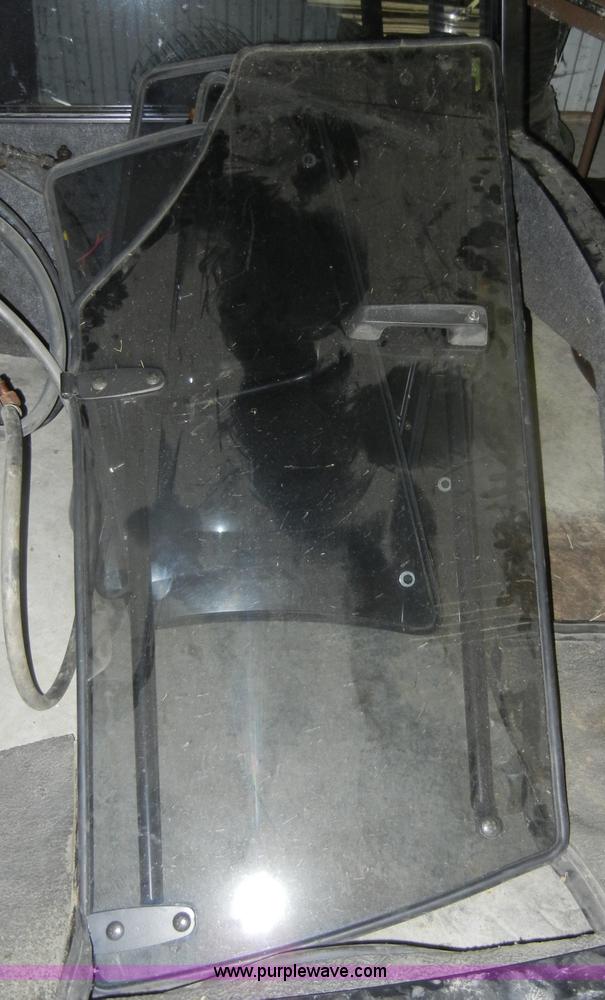 image for item N9864 John Deere WAM turbo enclosure