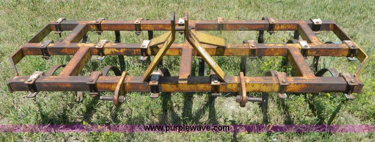 image for item T9942 7' chisel