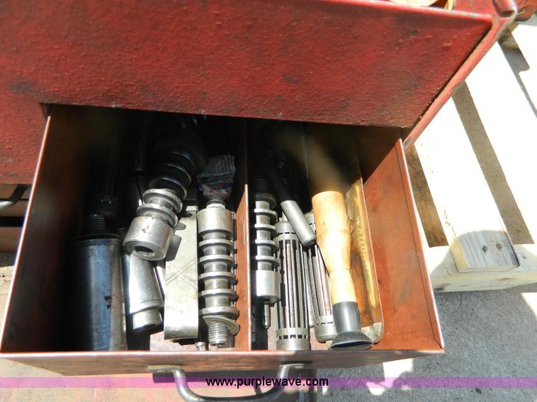 image for item T9950 Knock-out valve grinders