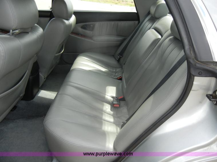 image for item D4250 2000 Mitsubishi Diamante LS