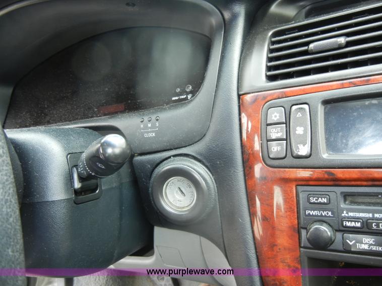 image for item D4250 2000 Mitsubishi Diamante LS