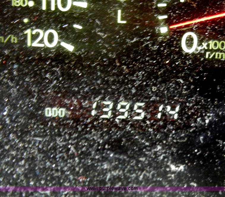 image for item D4250 2000 Mitsubishi Diamante LS