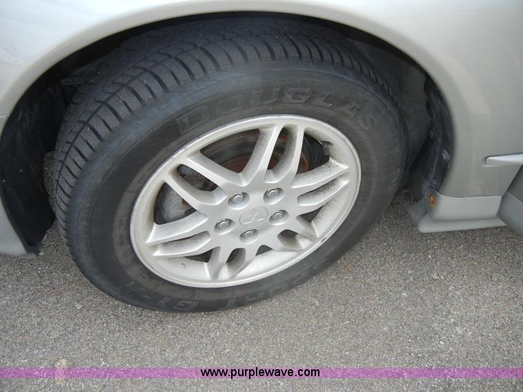 image for item D4250 2000 Mitsubishi Diamante LS