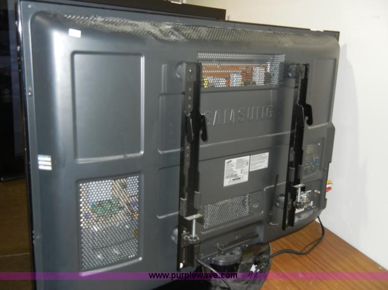 image for item N9805 Samsung 42" plasma television