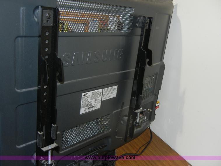 image for item N9805 Samsung 42" plasma television