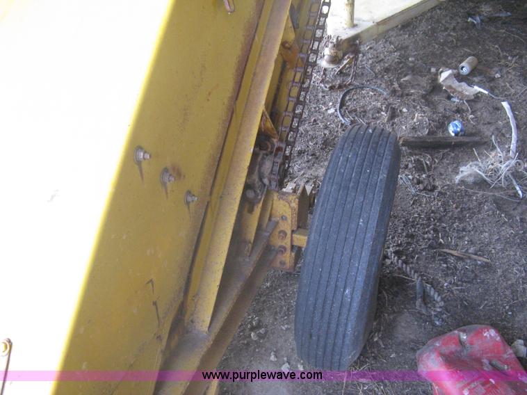 image for item A6445 James Way Bermuda sprig digger