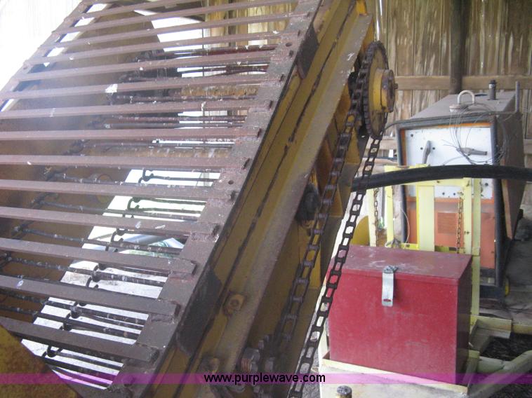 image for item A6445 James Way Bermuda sprig digger