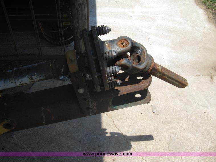 image for item A6445 James Way Bermuda sprig digger