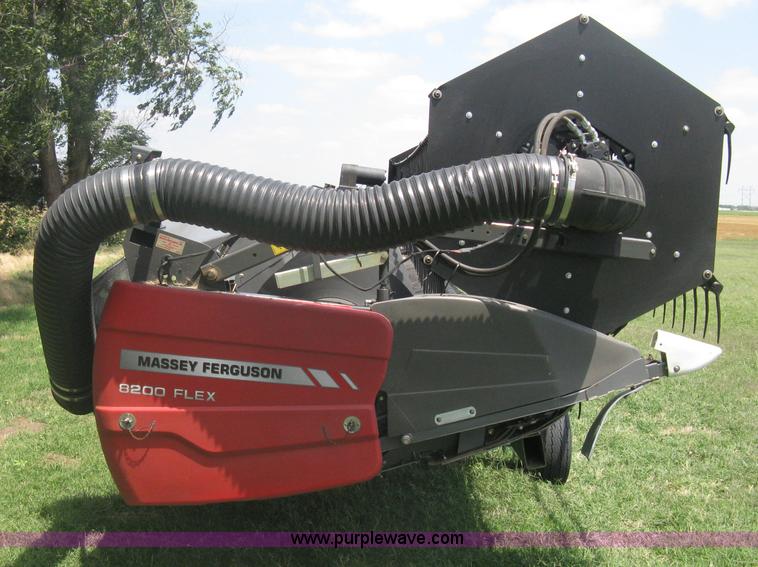 image for item A6448 Massey-Ferguson 8200 flex header with Crary air reel