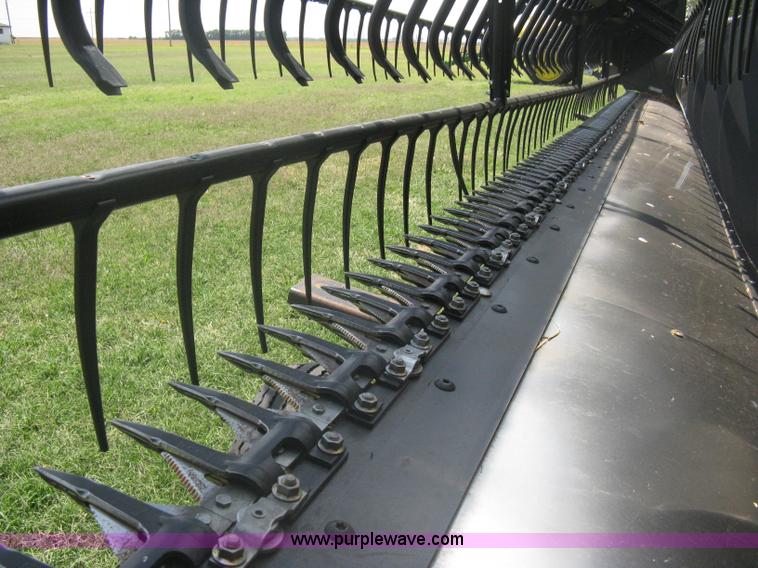 image for item A6448 Massey-Ferguson 8200 flex header with Crary air reel