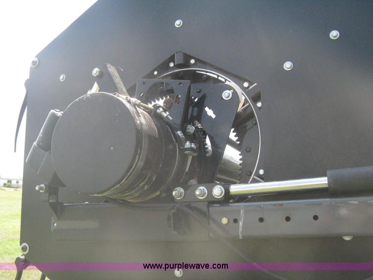 image for item A6448 Massey-Ferguson 8200 flex header with Crary air reel