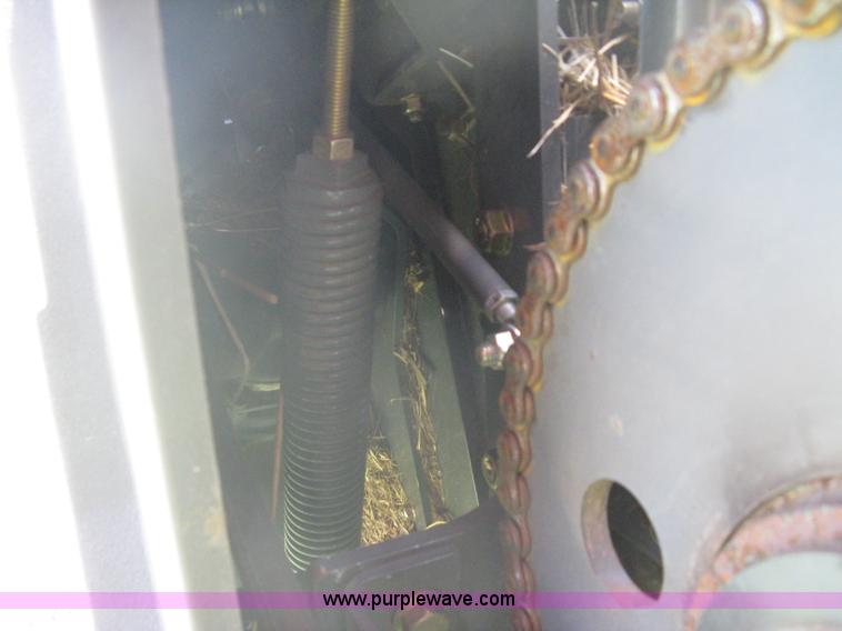 image for item A6448 Massey-Ferguson 8200 flex header with Crary air reel