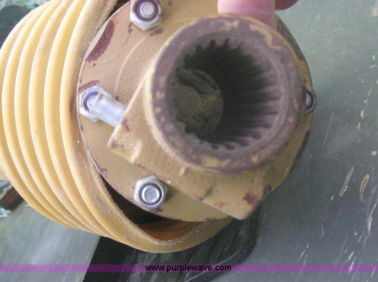 image for item A6448 Massey-Ferguson 8200 flex header with Crary air reel