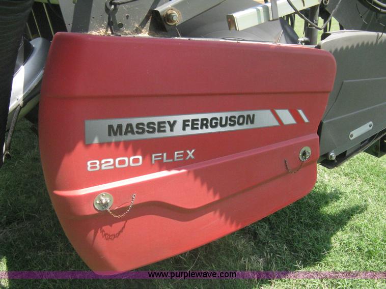 image for item A6448 Massey-Ferguson 8200 flex header with Crary air reel