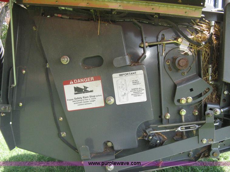 image for item A6448 Massey-Ferguson 8200 flex header with Crary air reel