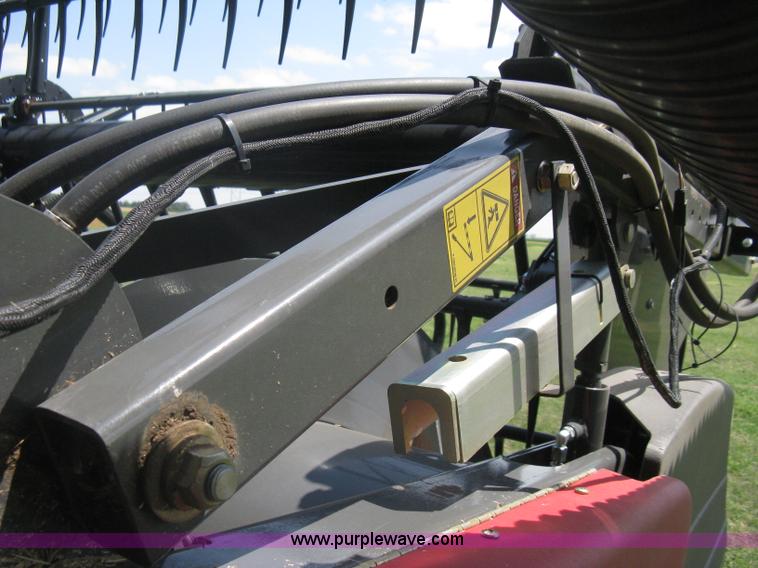 image for item A6448 Massey-Ferguson 8200 flex header with Crary air reel