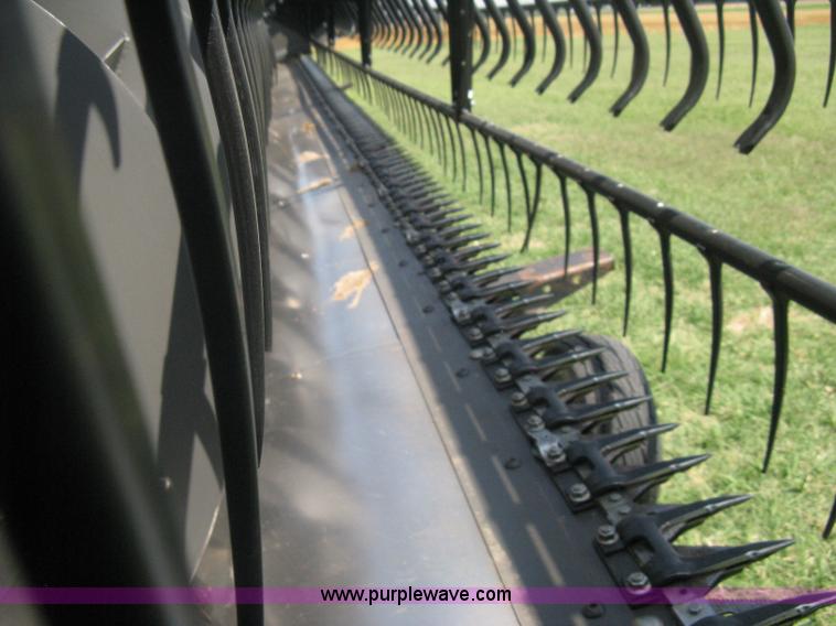 image for item A6448 Massey-Ferguson 8200 flex header with Crary air reel