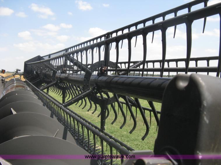 image for item A6448 Massey-Ferguson 8200 flex header with Crary air reel