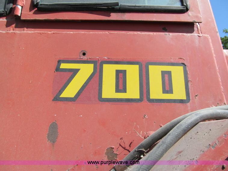 image for item A8331 1972 Versatile 700 tractor