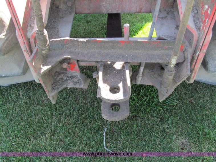 image for item A8331 1972 Versatile 700 tractor