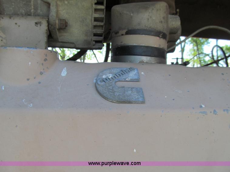 image for item A8331 1972 Versatile 700 tractor