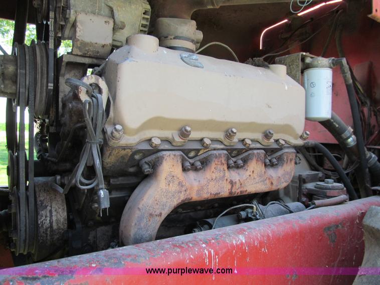 image for item A8331 1972 Versatile 700 tractor