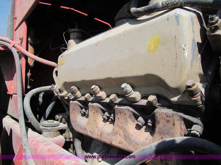 image for item A8331 1972 Versatile 700 tractor