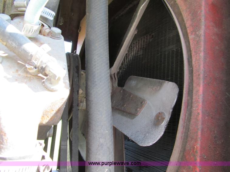 image for item A8331 1972 Versatile 700 tractor