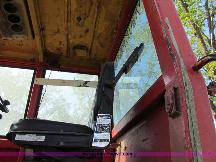 image for item A8331 1972 Versatile 700 tractor