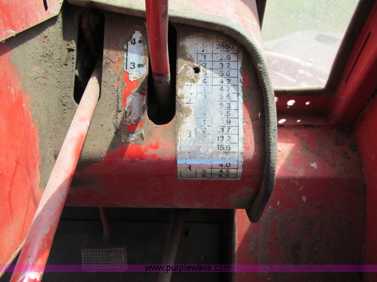 image for item A8331 1972 Versatile 700 tractor